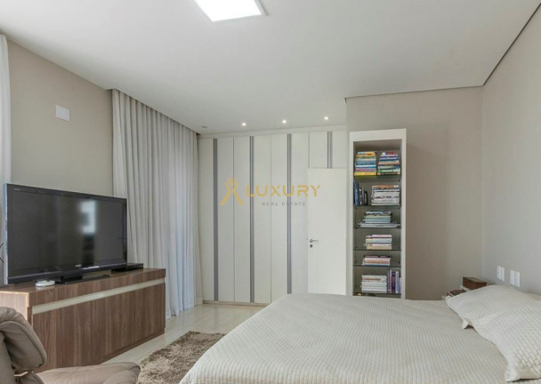 Imagem Imóvel com 4 Quartos à Venda, 180 m² em Vila Da Serra - Nova Lima Imagem Imóvel com 4 Quartos à Venda, 180 m² em Vila Da Serra - Nova Lima