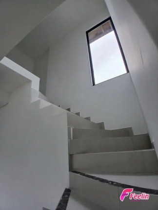 Imagem Casa com 2 Quartos à Venda, 100 m² em Ingleses Do Rio Vermelho - Florianópolis Imagem Casa com 2 Quartos à Venda, 100 m² em Ingleses Do Rio Vermelho - Florianópolis