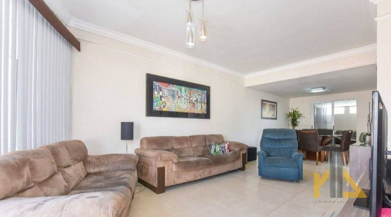 Imagem Casa com 4 Quartos à Venda, 191 m² em Bairro Alto - Curitiba