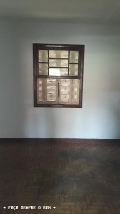 Imagem Casa com 5 Quartos à Venda, 200 m² em Centro - Taubaté Imagem Casa com 5 Quartos à Venda, 200 m² em Centro - Taubaté