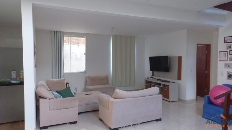 Imagem Casa com 5 Quartos à Venda, 242 m² em Nova Guarapari - Guarapari Imagem Casa com 5 Quartos à Venda, 242 m² em Nova Guarapari - Guarapari