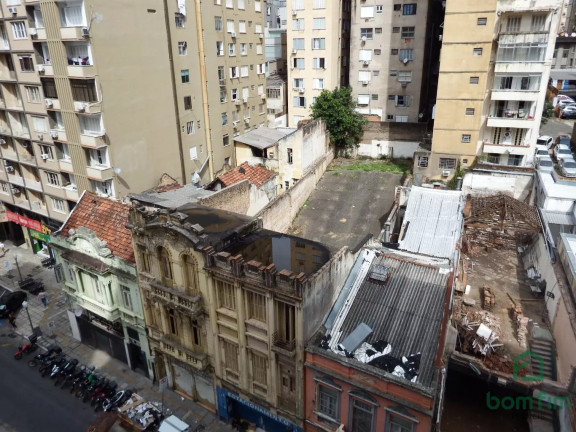 Imagem Sala Comercial à Venda, 30 m² em Centro Histórico - Porto Alegre Imagem Sala Comercial à Venda, 30 m² em Centro Histórico - Porto Alegre