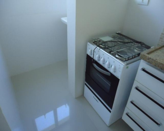 Imagem Imóvel com 2 Quartos à Venda, 75 m² em Pitangueiras - Guarujá Imagem Imóvel com 2 Quartos à Venda, 75 m² em Pitangueiras - Guarujá