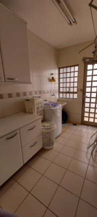 Imagem Casa com 3 Quartos à Venda, 277 m² em Vivendas Do Bosque - Campo Grande