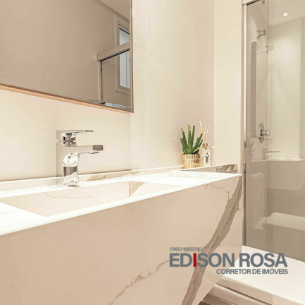 Imagem Apartamento com 3 Quartos à Venda, 102 m² em Centro - Florianópolis Imagem Apartamento com 3 Quartos à Venda, 102 m² em Centro - Florianópolis