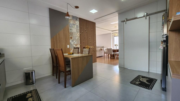 Imagem Casa com 4 Quartos à Venda, 260 m² em Parque Do Imbui - Teresópolis Imagem Casa com 4 Quartos à Venda, 260 m² em Parque Do Imbui - Teresópolis