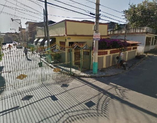 Casa com 3 Quartos à Venda, 212 m² em Camarão - São Gonçalo