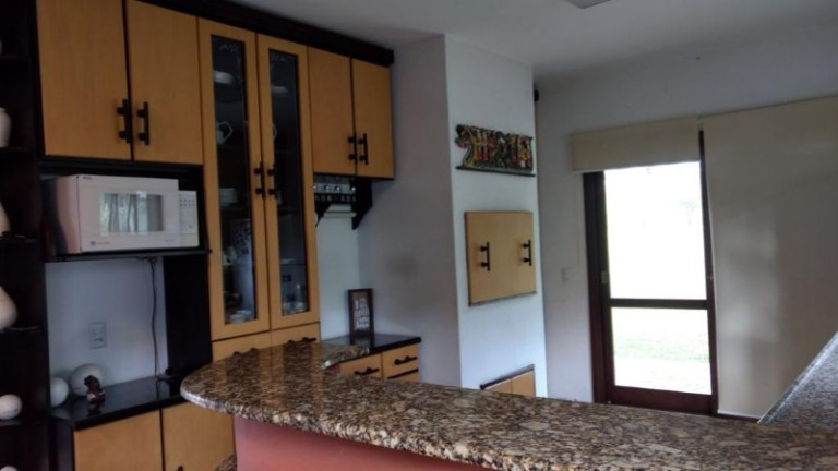 Imagem Casa com 3 Quartos à Venda, 660 m² em Centro - Viamão