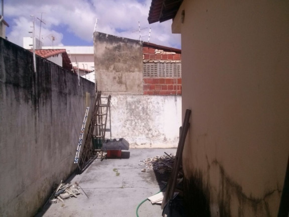 Imagem Casa com 4 Quartos à Venda, 147 m² em Nova Parnamirim - Parnamirim