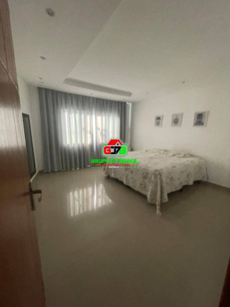 Chácara com 5 Quartos à Venda, 300 m² em Esplanada Santa Helena - Taubaté