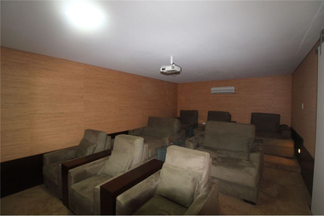 Imagem Casa com 8 Quartos à Venda, 1.362 m² em Chácaras Alpina - Valinhos Imagem Casa com 8 Quartos à Venda, 1.362 m² em Chácaras Alpina - Valinhos
