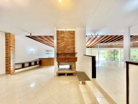 Imagem Casa com 4 Quartos à Venda, em Chácara São João - Carapicuíba Imagem Casa com 4 Quartos à Venda, em Chácara São João - Carapicuíba