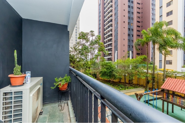 Imagem Imóvel com 3 Quartos à Venda, 101 m² em Moema - São Paulo Imagem Imóvel com 3 Quartos à Venda, 101 m² em Moema - São Paulo