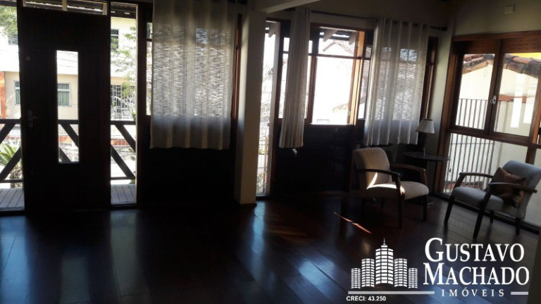 Imagem Casa com 3 Quartos à Venda, 197 m² em Jardim Amália - Volta Redonda