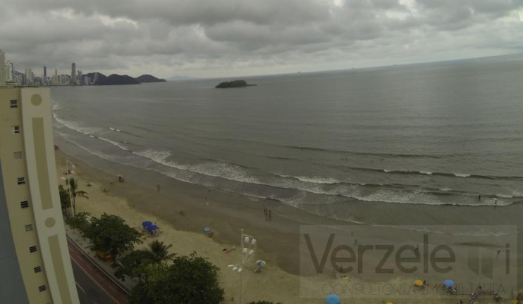 Imagem Apartamento com 3 Quartos à Venda, 140 m² em Centro - Balneário Camboriú