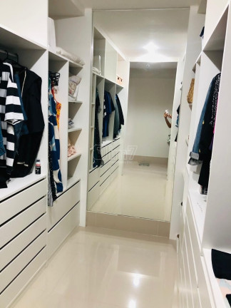 Imagem Sobrado com 4 Quartos à Venda, em Boulevard Lagoa - Serra Imagem Sobrado com 4 Quartos à Venda, em Boulevard Lagoa - Serra