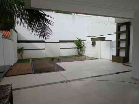 Imagem Casa com 3 Quartos à Venda, 280 m² em Aruã - Mogi Das Cruzes Imagem Casa com 3 Quartos à Venda, 280 m² em Aruã - Mogi Das Cruzes