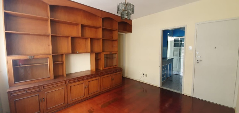 Imagem Apartamento com 2 Quartos à Venda, 62 m² em Icaraí - Niterói Imagem Apartamento com 2 Quartos à Venda, 62 m² em Icaraí - Niterói