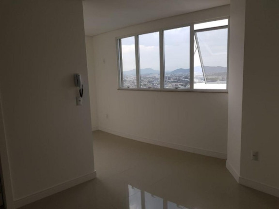 Imagem Imóvel com 2 Quartos à Venda, 72 m² em Centro - Itajaí Imagem Imóvel com 2 Quartos à Venda, 72 m² em Centro - Itajaí