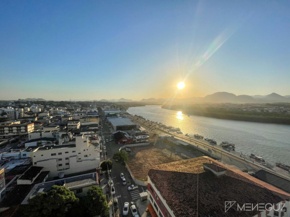 Imagem Apartamento com 2 Quartos à Venda, 75 m² em Centro - Guarapari