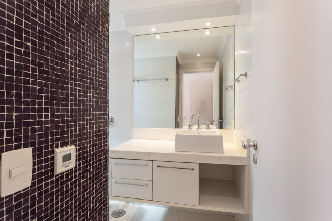 Imagem Apartamento com 3 Quartos à Venda, 206 m² em Vila Nova Conceição - São Paulo