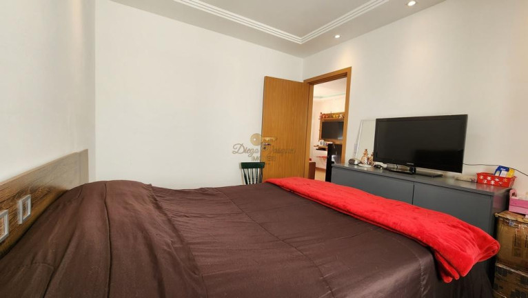 Imagem Apartamento com 2 Quartos à Venda, 56 m² em Pimenteiras - Teresópolis