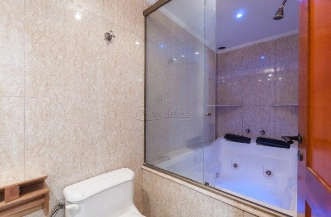 Imagem Casa com 3 Quartos à Venda, 167 m² em Sétimo Céu - Porto Alegre Imagem Casa com 3 Quartos à Venda, 167 m² em Sétimo Céu - Porto Alegre