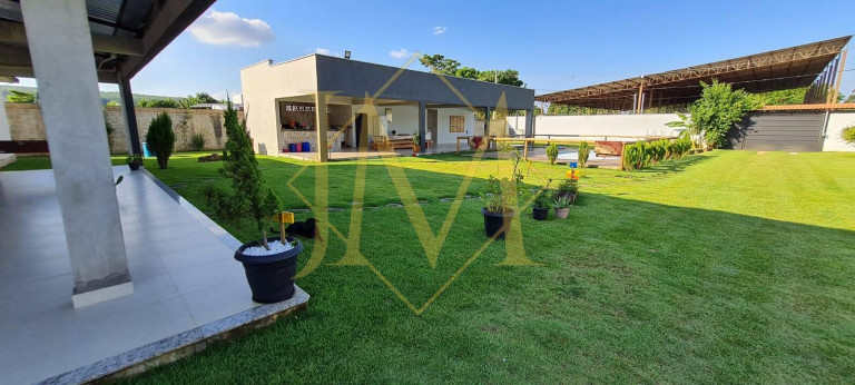 Imagem Chácara com 4 Quartos à Venda, 1.500 m² em Caratinga Imagem Chácara com 4 Quartos à Venda, 1.500 m² em Caratinga