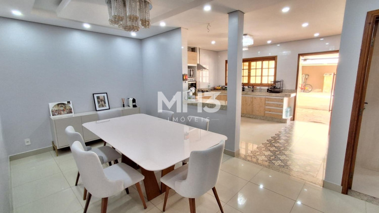Sobrado com 3 Quartos à Venda, 250 m² em Jardim Residencial Ravagnani - Sumaré