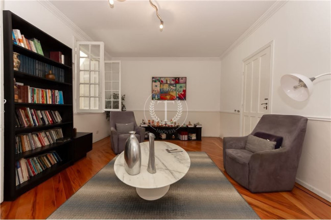 Imagem Casa com 6 Quartos à Venda, 220 m² em Jardim Paulista - São Paulo Imagem Casa com 6 Quartos à Venda, 220 m² em Jardim Paulista - São Paulo