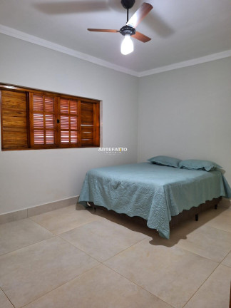 Imagem Chácara com 3 Quartos à Venda, 2.500 m² em Centro - Patrocínio Paulista Imagem Chácara com 3 Quartos à Venda, 2.500 m² em Centro - Patrocínio Paulista