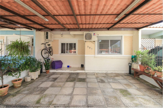 Casa com 2 Quartos à Venda,  em Aberta Dos Morros - Porto Alegre