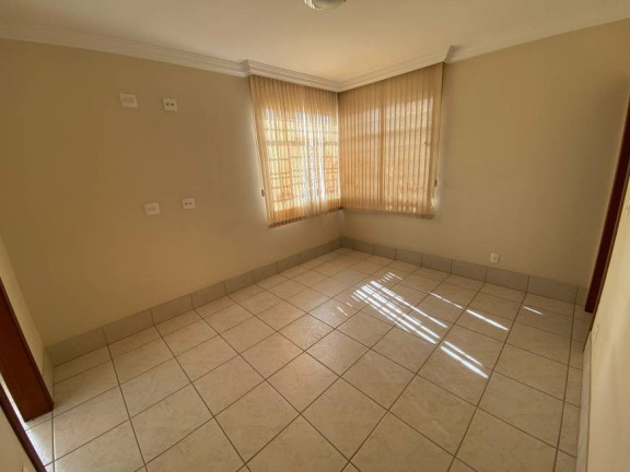 Imagem Casa com 3 Quartos à Venda, 358 m² em Minascaixa - Belo Horizonte Imagem Casa com 3 Quartos à Venda, 358 m² em Minascaixa - Belo Horizonte