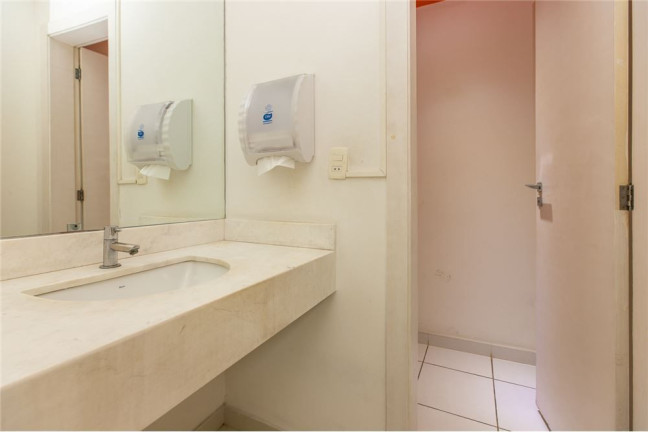 Imagem Casa com 9 Quartos à Venda, 304 m² em Vila Mariana - São Paulo Imagem Casa com 9 Quartos à Venda, 304 m² em Vila Mariana - São Paulo