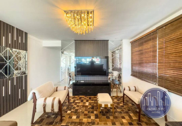 Imagem Apartamento com 2 Quartos à Venda, 127 m² em Centro - Balneário Camboriú Imagem Apartamento com 2 Quartos à Venda, 127 m² em Centro - Balneário Camboriú