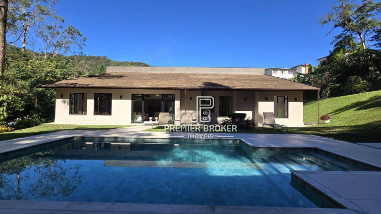 Casa com 5 Quartos à Venda, 497 m² em Comary - Teresópolis