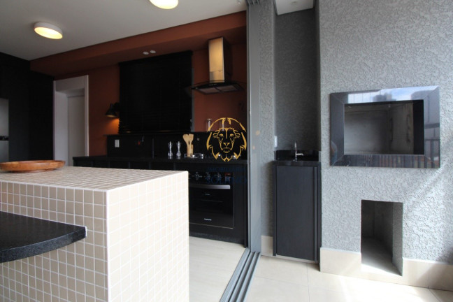 Imagem Apartamento com 2 Quartos à Venda, 135 m² em Centro - Curitiba