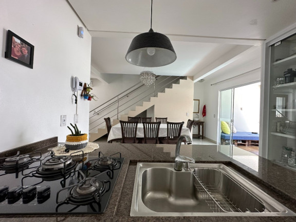 Imagem Casa com 3 Quartos à Venda, 310 m² em Jardim Atlântico - Florianópolis