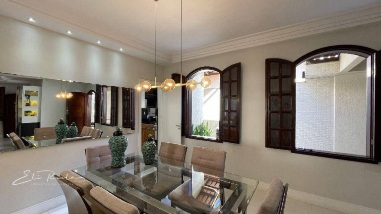 Imagem Casa com 3 Quartos à Venda, 400 m² em Itapuã - Vila Velha Imagem Casa com 3 Quartos à Venda, 400 m² em Itapuã - Vila Velha