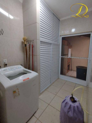 Imagem Sobrado com 3 Quartos à Venda, 120 m² em Canto Do Forte - Praia Grande Imagem Sobrado com 3 Quartos à Venda, 120 m² em Canto Do Forte - Praia Grande