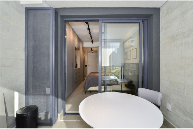 Imagem Imóvel com 1 Quarto à Venda, em Moema - São Paulo Imagem Imóvel com 1 Quarto à Venda, em Moema - São Paulo