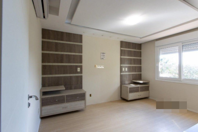 Imagem Casa com 2 Quartos à Venda, 132 m² em Nonoai - Porto Alegre Imagem Casa com 2 Quartos à Venda, 132 m² em Nonoai - Porto Alegre
