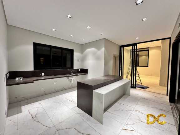 Imagem Casa de Condomínio com 4 Quartos à Venda, 283 m² em Santa Rosa - Cuiabá Imagem Casa de Condomínio com 4 Quartos à Venda, 283 m² em Santa Rosa - Cuiabá