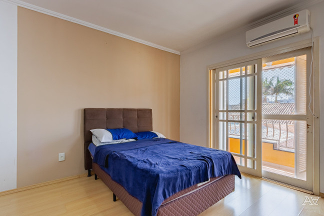 Imagem Casa com 4 Quartos à Venda, 194 m² em Moinhos De Vento - Canoas Imagem Casa com 4 Quartos à Venda, 194 m² em Moinhos De Vento - Canoas