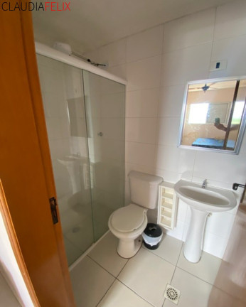 Imagem Imóvel com 2 Quartos à Venda, 70 m² em Guilhermina - Praia Grande Imagem Imóvel com 2 Quartos à Venda, 70 m² em Guilhermina - Praia Grande