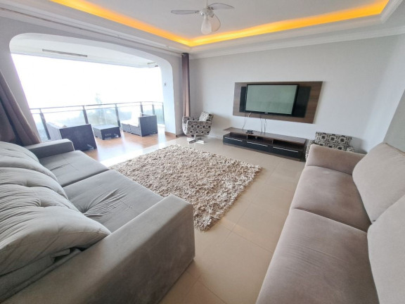 Imagem Apartamento com 3 Quartos à Venda, 290 m² em Pitangueiras - Guarujá