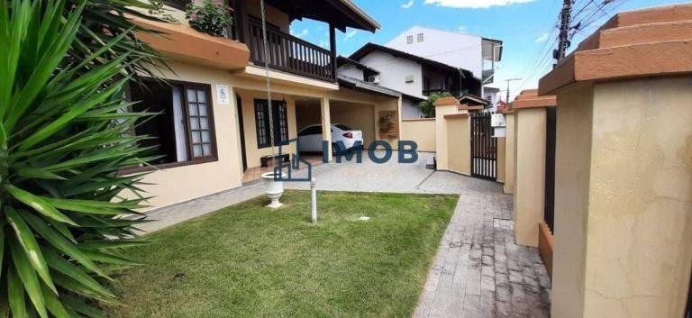 Casa com 4 Quartos à Venda, 226 m² em água Verde - Jaraguá Do Sul
