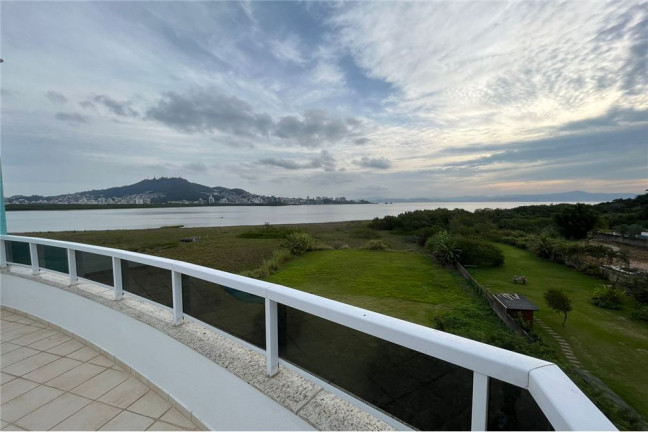 Imagem Imóvel com 2 Quartos à Venda, em João Paulo - Florianópolis Imagem Imóvel com 2 Quartos à Venda, em João Paulo - Florianópolis