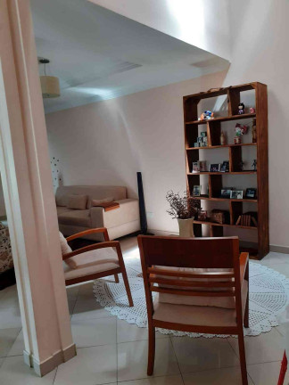 Imagem Casa com 4 Quartos à Venda, 234 m² em Aruã - Mogi Das Cruzes Imagem Casa com 4 Quartos à Venda, 234 m² em Aruã - Mogi Das Cruzes