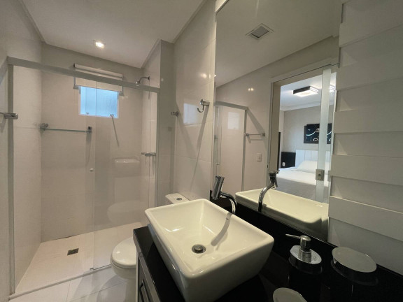 Imagem Apartamento com 4 Quartos à Venda, 195 m² em Meia Praia - Itapema Imagem Apartamento com 4 Quartos à Venda, 195 m² em Meia Praia - Itapema